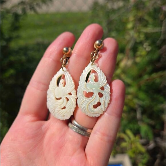 Intricate Carved Mother of Pearl Phoenix Bird Clip On Earrings 12k Gold Fill - Picture 4 of 11